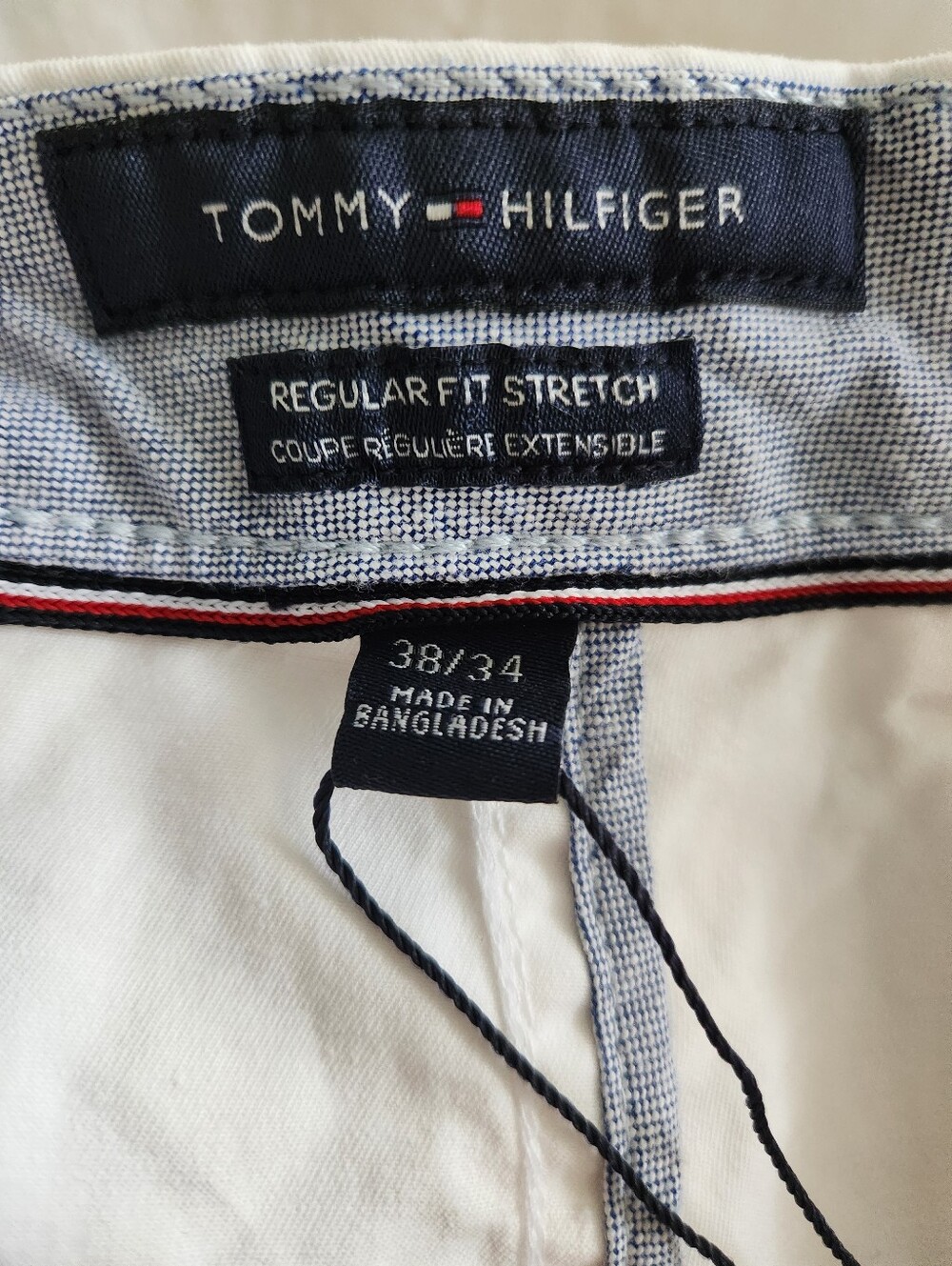 ✨️✨️Tommy Hilfiger Regular Fit Stretch pants featuring white 38x34 - Picture 7 of 9